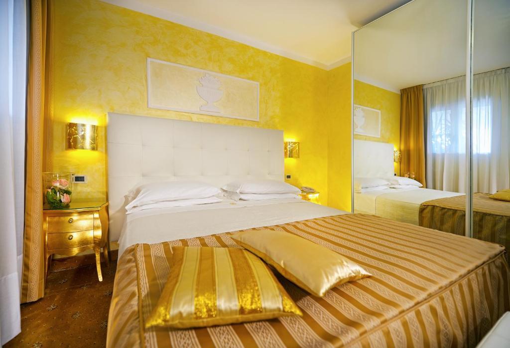 Hotel Aurora Terme Abano Terme Habitación foto